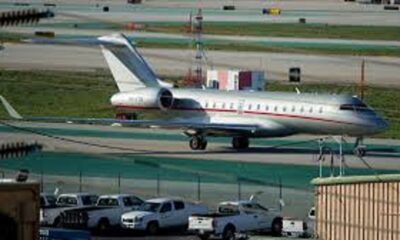 Taylor Swift at airport plane