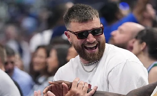 Travis Kelce lauging