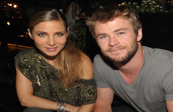 Chris Hemsworth with his wife