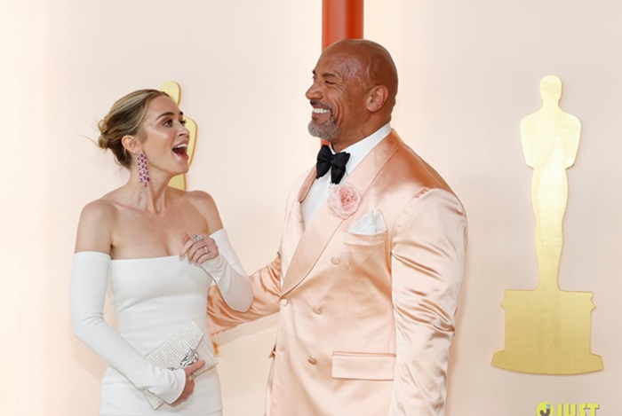 Emily Blunt and Dwayne Johnson